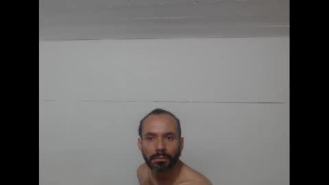 Snapshot of frank_jeanpaul chatting on November 16, 6:52 am frank_jeanpaul online show from November 16, 6:52 am