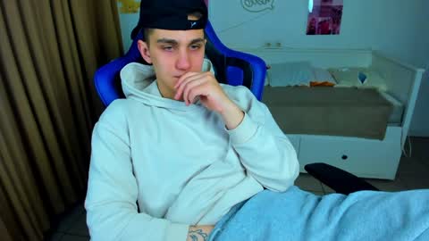 Frank online show from April 21, 5:14 am