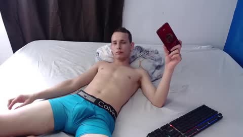 Snapshot of frankbroad68 chatting on March 5, 5:50 pm Frank online show from March 5, 5:50 pm