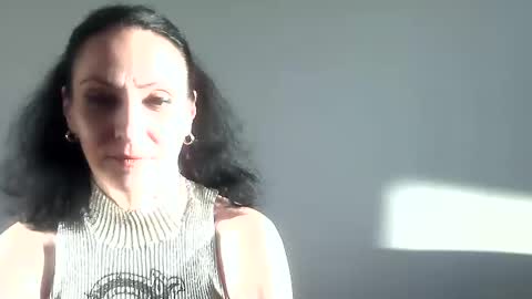 frankieteasing online show from January 6, 1:52 pm