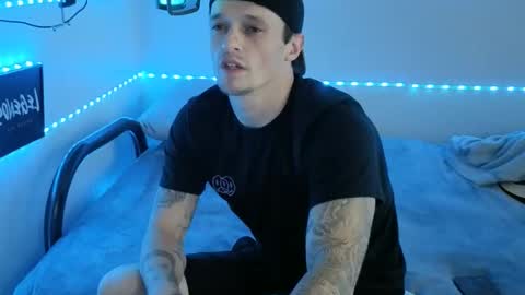 Snapshot of frankoafterdark chatting on September 9, 7:35 pm Franco online show from September 9, 7:35 pm