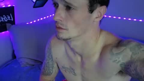 Snapshot of frankoafterdark chatting on September 12, 12:11 am Franco online show from September 12, 12:11 am