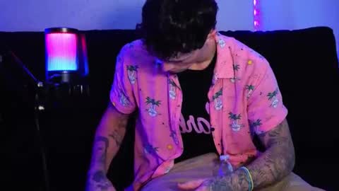 Snapshot of frankoafterdark chatting on November 14, 8:40 pm Franco online show from November 14, 8:40 pm