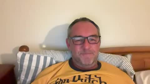 Snapshot of franksgreat chatting on February 17, 8:26 pm franksgreat online show from February 17, 8:26 pm