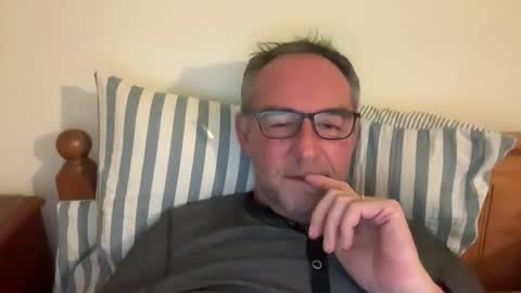 Snapshot of franksgreat chatting on February 21, 10:55 pm franksgreat online show from February 21, 10:55 pm