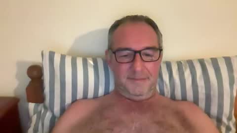 Snapshot of franksgreat chatting on February 28, 1:06 am franksgreat online show from February 28, 1:06 am