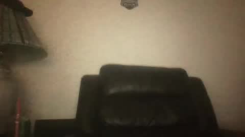 Snapshot of frankyb0yforeal chatting on February 23, 7:11 pm frankyb0yforeal online show from February 23, 7:11 pm