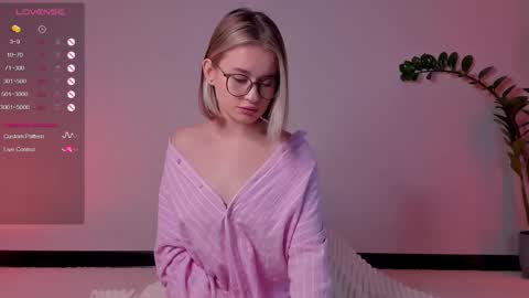 Frann online show from December 22, 5:21 pm