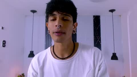 Franvill trato online show from January 9, 7:59 pm