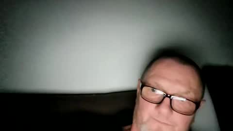 Wolfi online show from March 6, 5:04 am