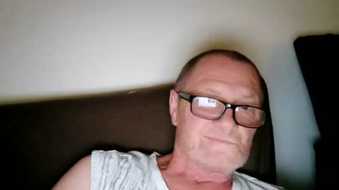Wolfi online show from July 17, 5:25 am