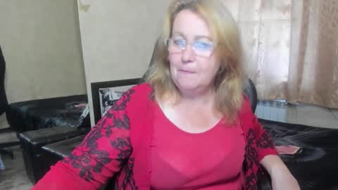FrauMartha online show from September 13, 1:22 pm