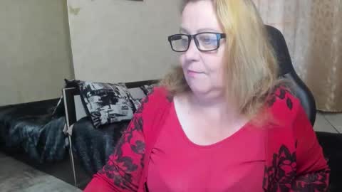 FrauMartha online show from October 9, 10:13 am