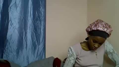 kiki online show from October 28, 7:16 pm