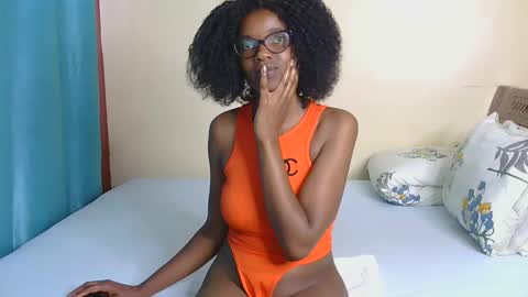 Snapshot of freakky_nessa chatting on January 9, 11:03 am Nessa-Independent model online show from January 9, 11:03 am