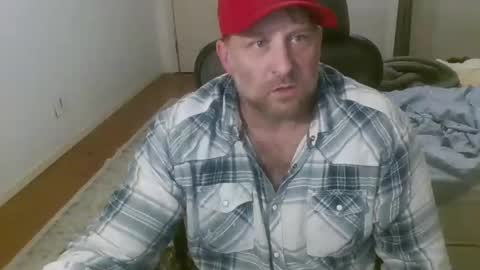 Snapshot of freakpopsickle69 chatting on January 5, 5:09 am poundyouout1969 online show from January 5, 5:09 am