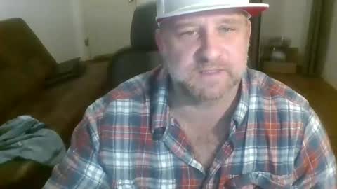 Snapshot of freakpopsickle69 chatting on February 4, 2:17 am poundyouout1969 online show from February 4, 2:17 am