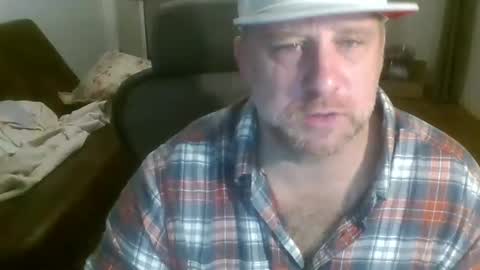 Snapshot of freakpopsickle69 chatting on February 15, 6:54 am poundyouout1969 online show from February 15, 6:54 am