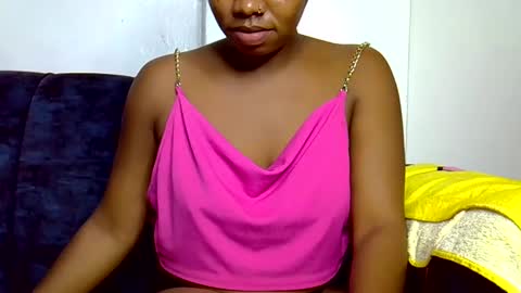 Snapshot of freaky216738 chatting on January 26, 2:03 am freakyLucy online show from January 26, 2:03 am