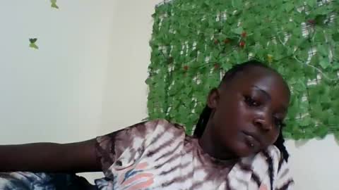 Snapshot of freaky_boobs chatting on March 1, 11:45 am freaky_boobs online show from March 1, 11:45 am