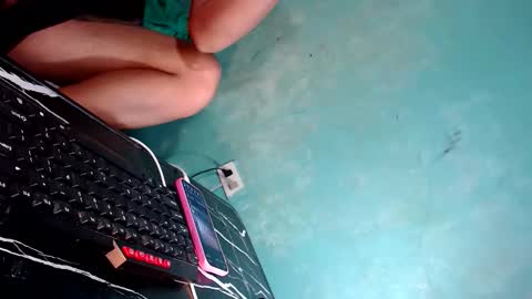 Snapshot of freaky_mariah chatting on March 5, 5:58 am just call me mariah online show from March 5, 5:58 am