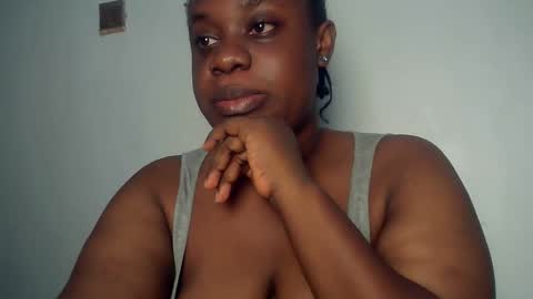 Snapshot of freaky_slut5 chatting on October 26, 3:56 am freaky slut5 online show from October 26, 3:56 am