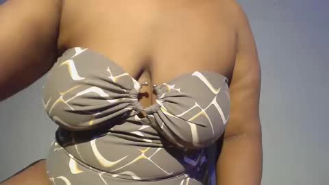 Snapshot of freaky_slut5 chatting on October 29, 6:20 pm freaky slut5 online show from October 29, 6:20 pm