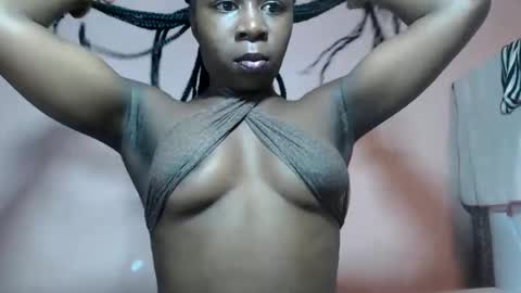 Snapshot of freakyebony1 chatting on June 2, 7:10 am Frecky online show from June 2, 7:10 am