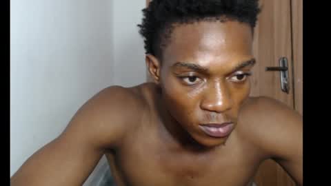 freakyslut30 online show from January 8, 3:39 pm