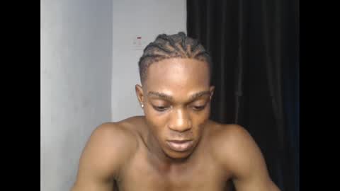 freakyslut30 online show from February 2, 8:19 pm