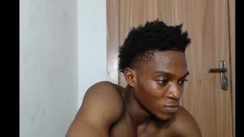 freakyslut30 online show from February 17, 10:25 pm