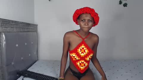 freakyvece12 online show from September 29, 5:40 pm