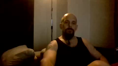 frecherkerl88007 online show from May 10, 1:55 am