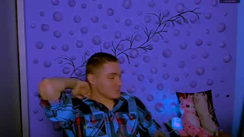 Freddy online show from March 6, 9:50 am