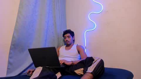 valeria online show from April 9, 5:29 am