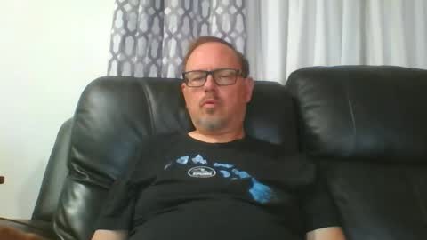 Just  Fred online show from May 6, 4:08 am