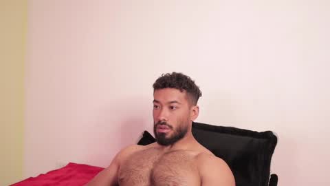 Snapshot of freddsexxx chatting on February 1, 6:29 pm FredSeXXX online show from February 1, 6:29 pm