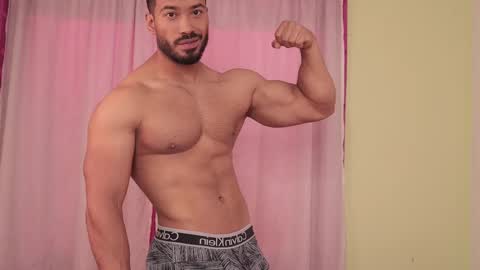Snapshot of freddsexxx chatting on March 12, 1:08 pm FredSeXXX online show from March 12, 1:08 pm