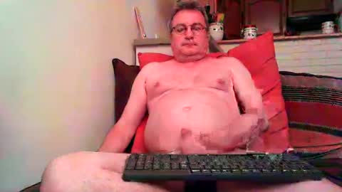 Snapshot of freddy9509 chatting on June 21, 2:41 pm freddy9509 online show from June 21, 2:41 pm