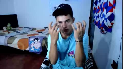 Snapshot of freddy_romans2 chatting on February 20, 1:57 am freddy romans online show from February 20, 1:57 am