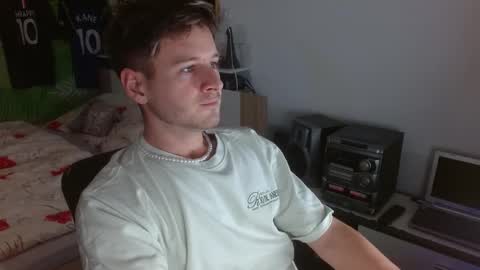 Snapshot of freddy_star chatting on February 26, 3:33 pm Frederick Perin online show from February 26, 3:33 pm