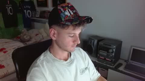 Snapshot of freddy_star chatting on February 27, 2:28 pm Frederick Perin online show from February 27, 2:28 pm