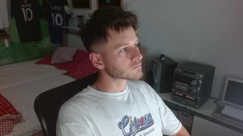 Snapshot of freddy_star chatting on June 4, 9:10 pm Frederick Perin online show from June 4, 9:10 pm