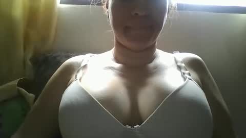 Snapshot of freddymar0109 chatting on February 7, 8:12 pm freddymar0109 online show from February 7, 8:12 pm