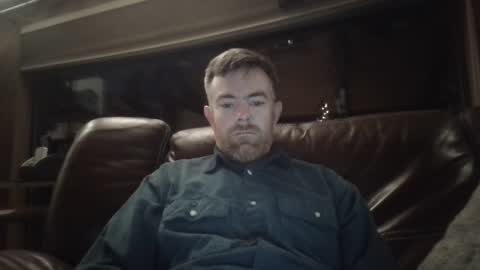 Snapshot of freddypj chatting on December 4, 2:53 am Freddy online show from December 4, 2:53 am