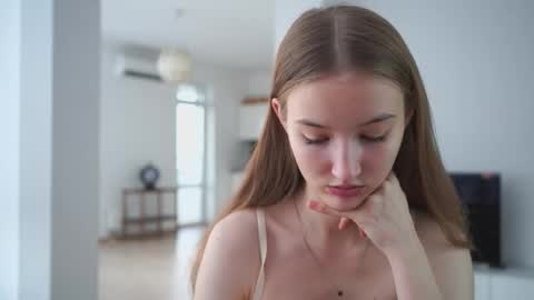 Amy online show from September 13, 4:45 am