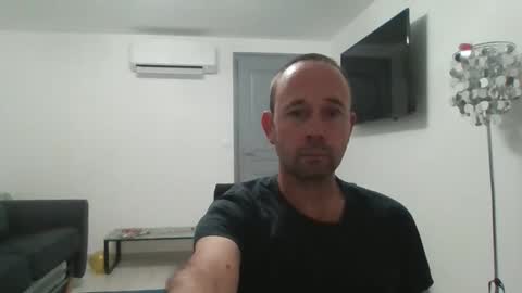 fredodu41 online show from October 29, 4:42 pm