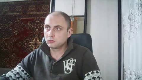freeeman90 online show from April 7, 9:37 pm