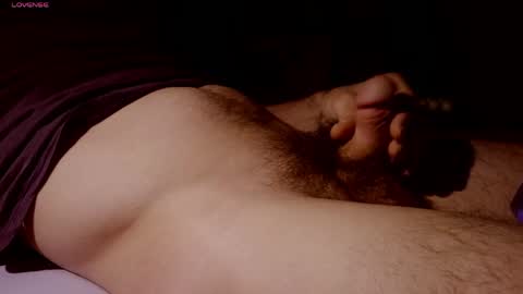 Snapshot of freemy_cebwam chatting on April 27, 9:13 pm Duckmysick online show from April 27, 9:13 pm