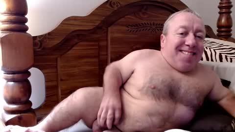 Cute Lil Man online show from March 7, 8:55 am